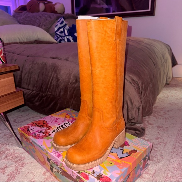 JEFFREY CAMPBELL Reflect-Hi Frye Campus Camel Brown Knee-High Leather Boots 8 - Picture 4 of 13